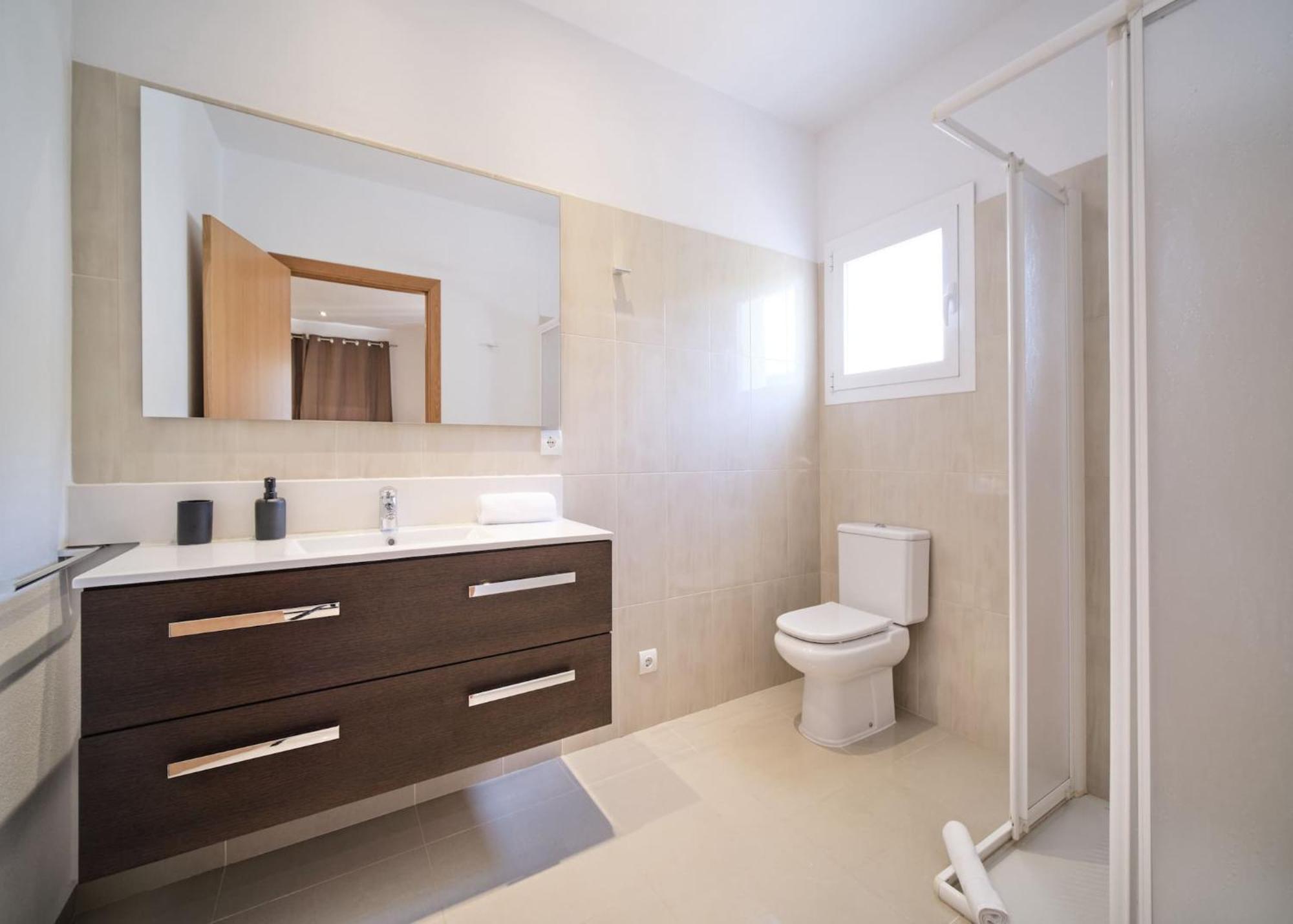Villa Romeo 2Km From Ibiza Town And 1Km From Talamanca Beach Santa Eularia des Riu Exteriör bild