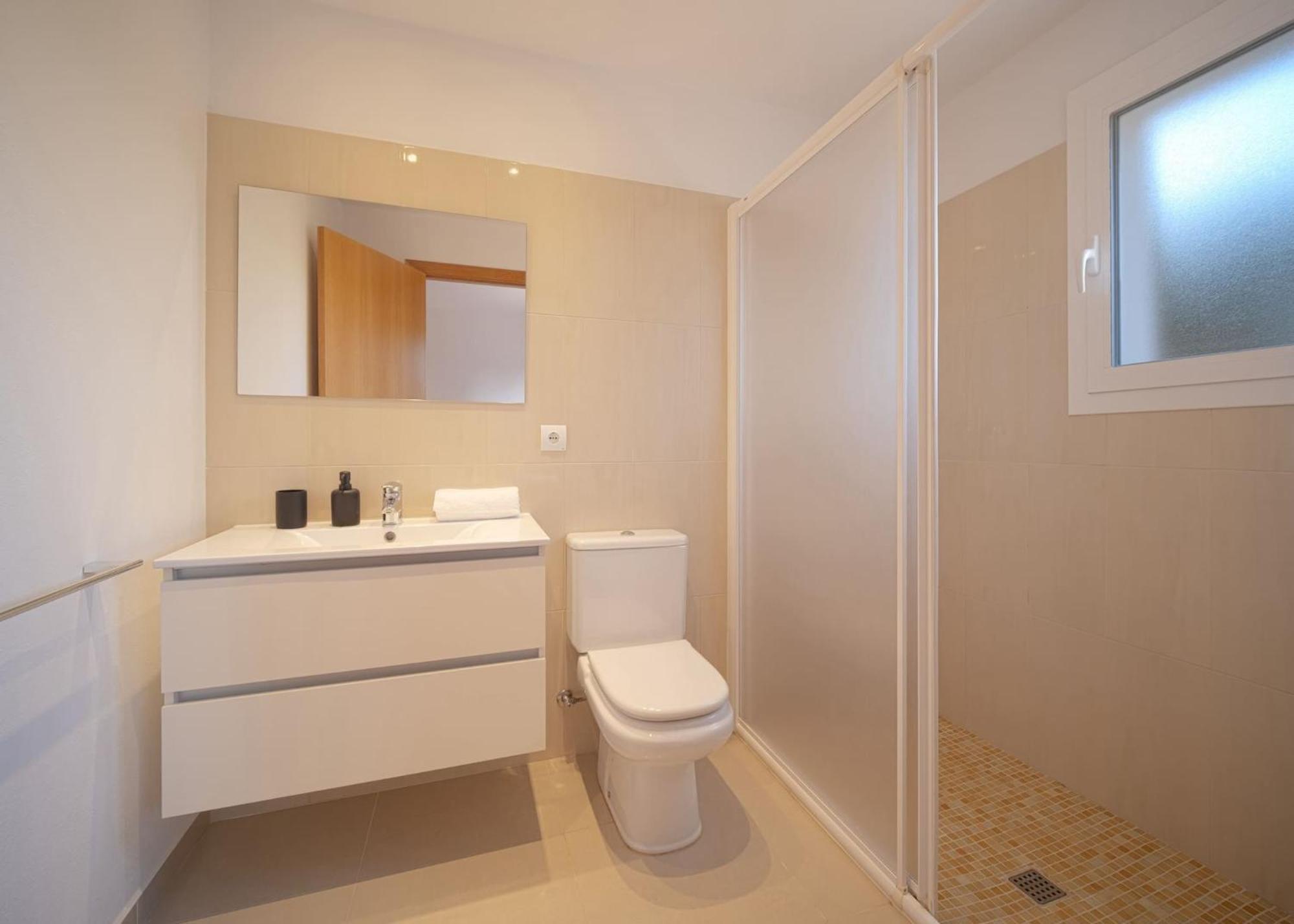 Villa Romeo 2Km From Ibiza Town And 1Km From Talamanca Beach Santa Eularia des Riu Exteriör bild