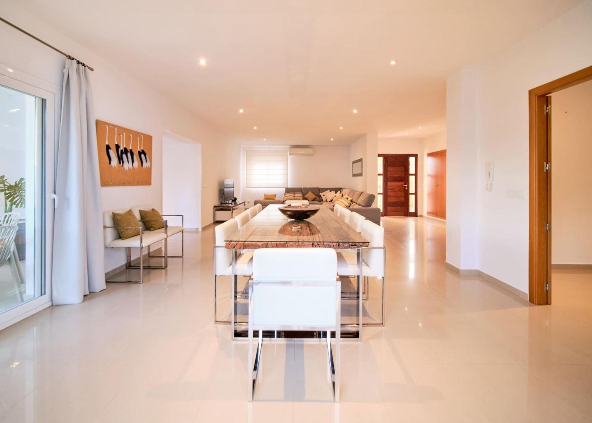 Villa Romeo 2Km From Ibiza Town And 1Km From Talamanca Beach Santa Eularia des Riu Exteriör bild