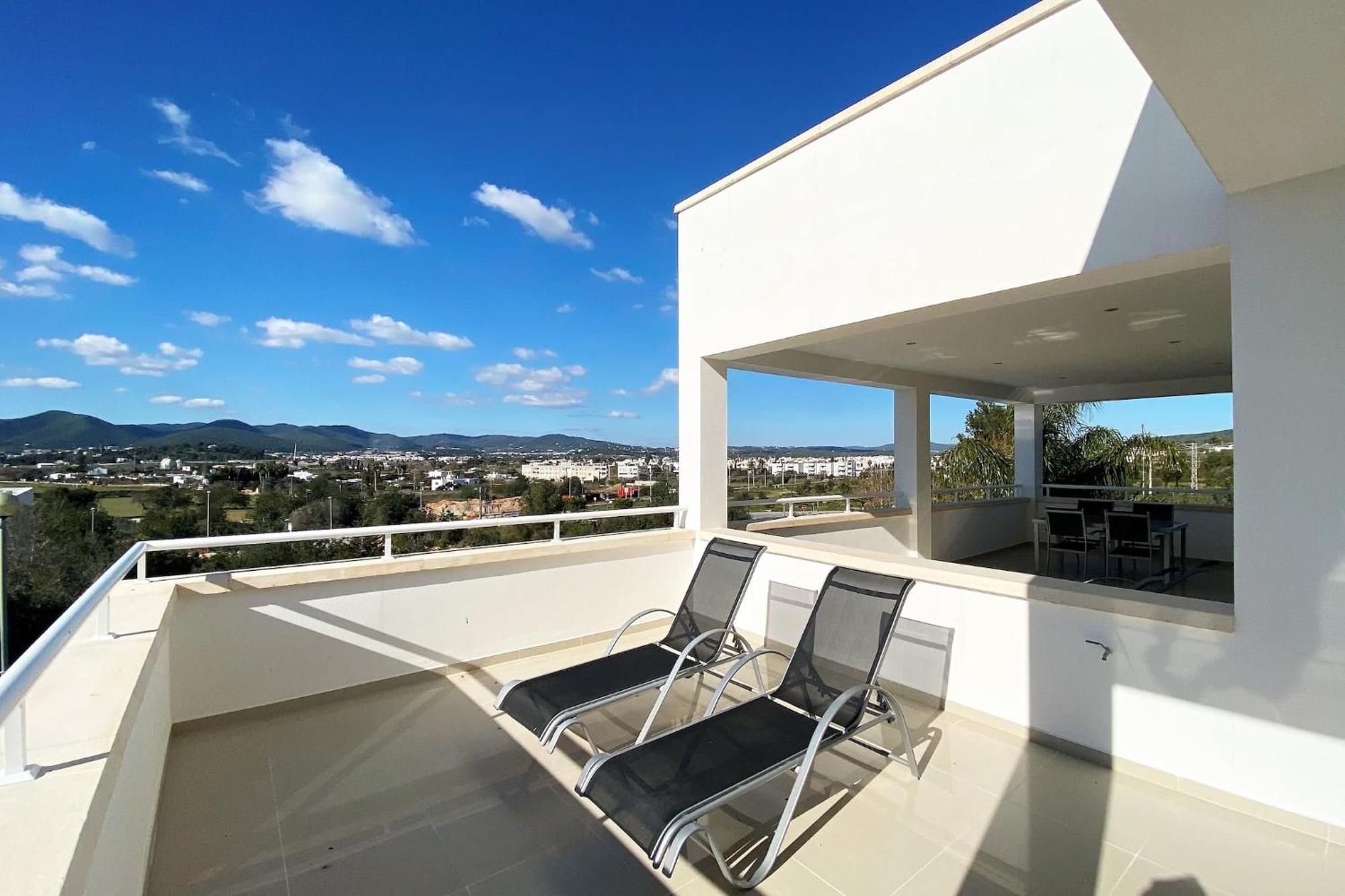 Villa Romeo 2Km From Ibiza Town And 1Km From Talamanca Beach Santa Eularia des Riu Exteriör bild